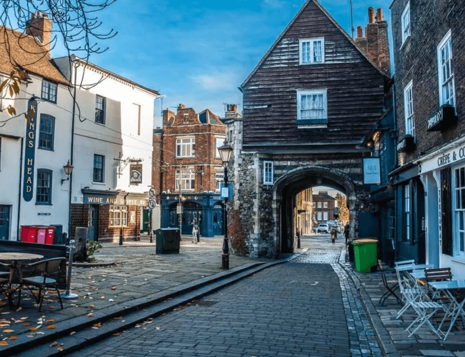 The Kent Business Owner's Guide to Year End Accounts and How to Make It Stress Free cover image